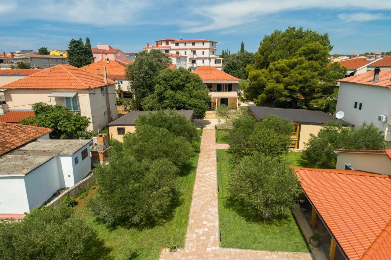 Apartmani Mara Pakostane Ngoại thất bức ảnh
