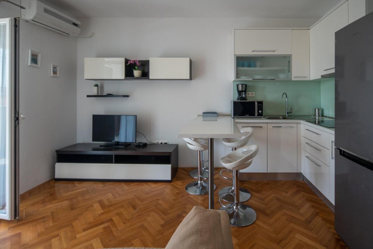 Apartmani Mara Pakostane Ngoại thất bức ảnh