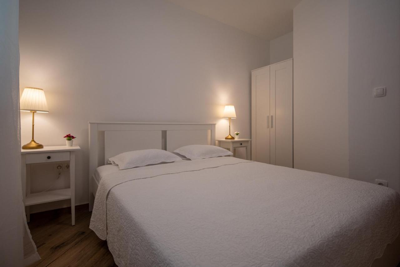 Apartmani Mara Pakostane Ngoại thất bức ảnh