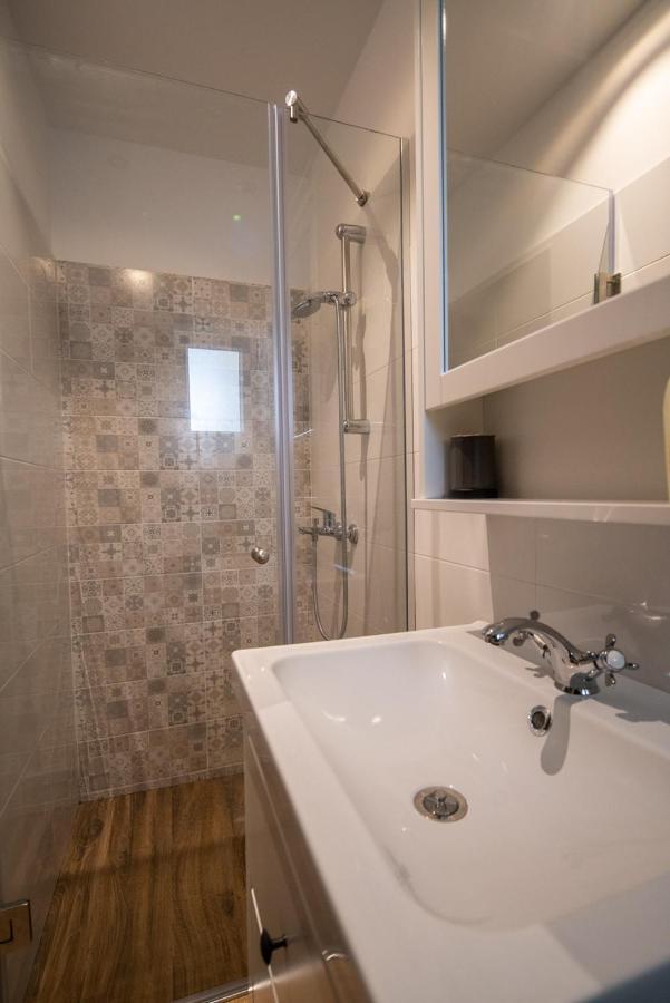 Apartmani Mara Pakostane Ngoại thất bức ảnh