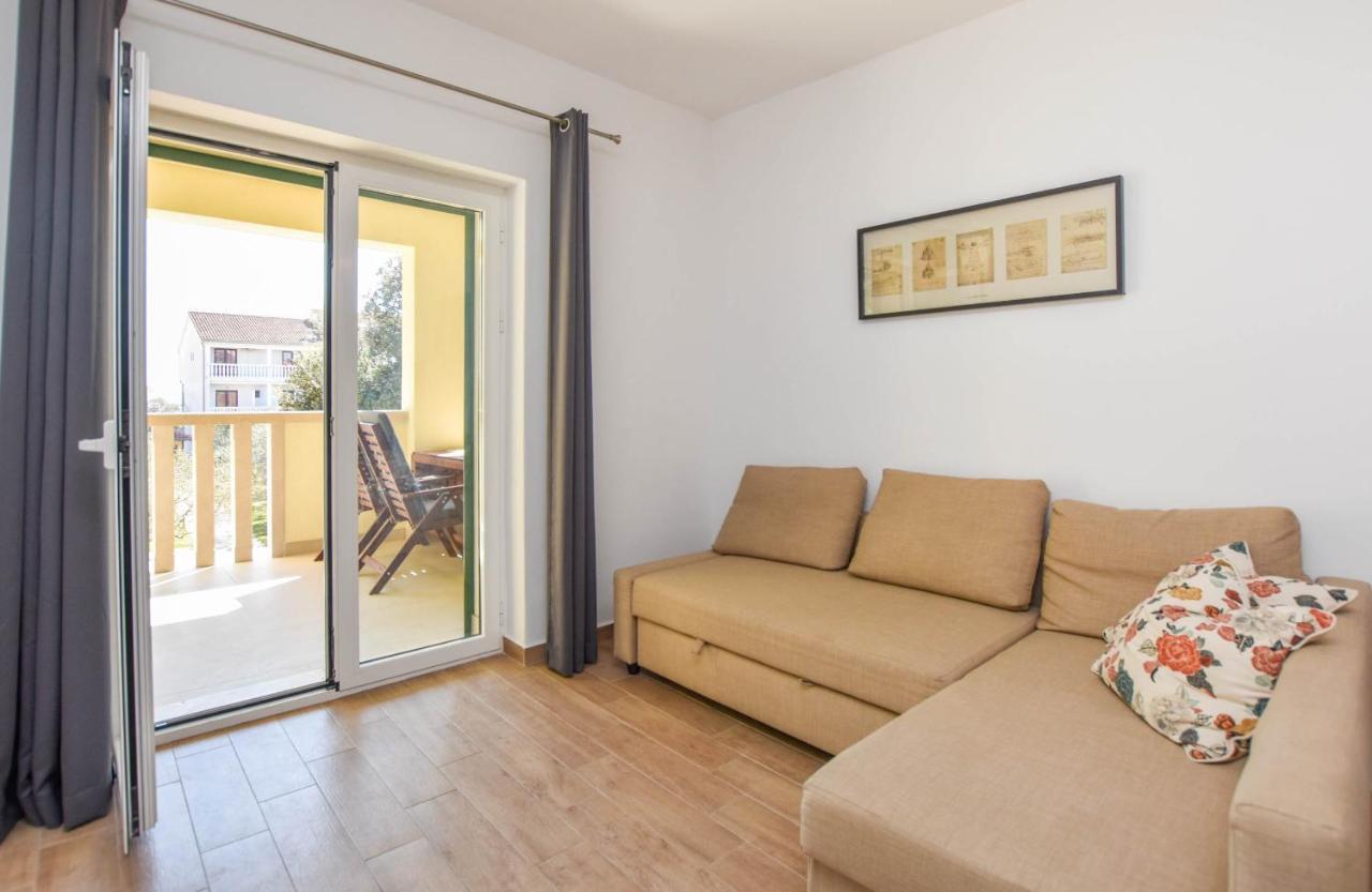 Apartmani Mara Pakostane Ngoại thất bức ảnh