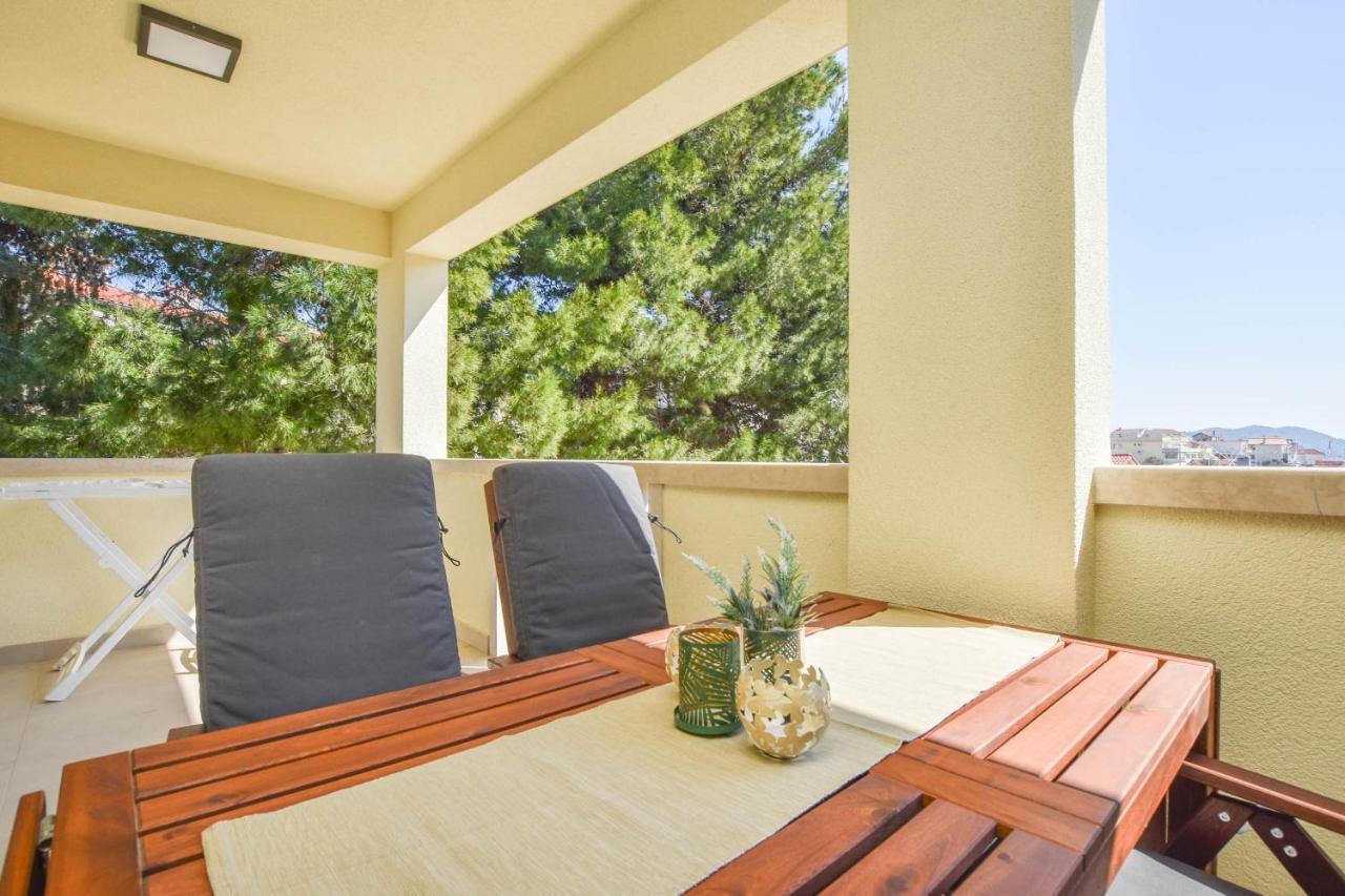 Apartmani Mara Pakostane Ngoại thất bức ảnh