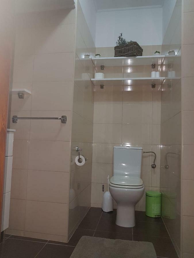 Apartmani Mara Pakostane Ngoại thất bức ảnh
